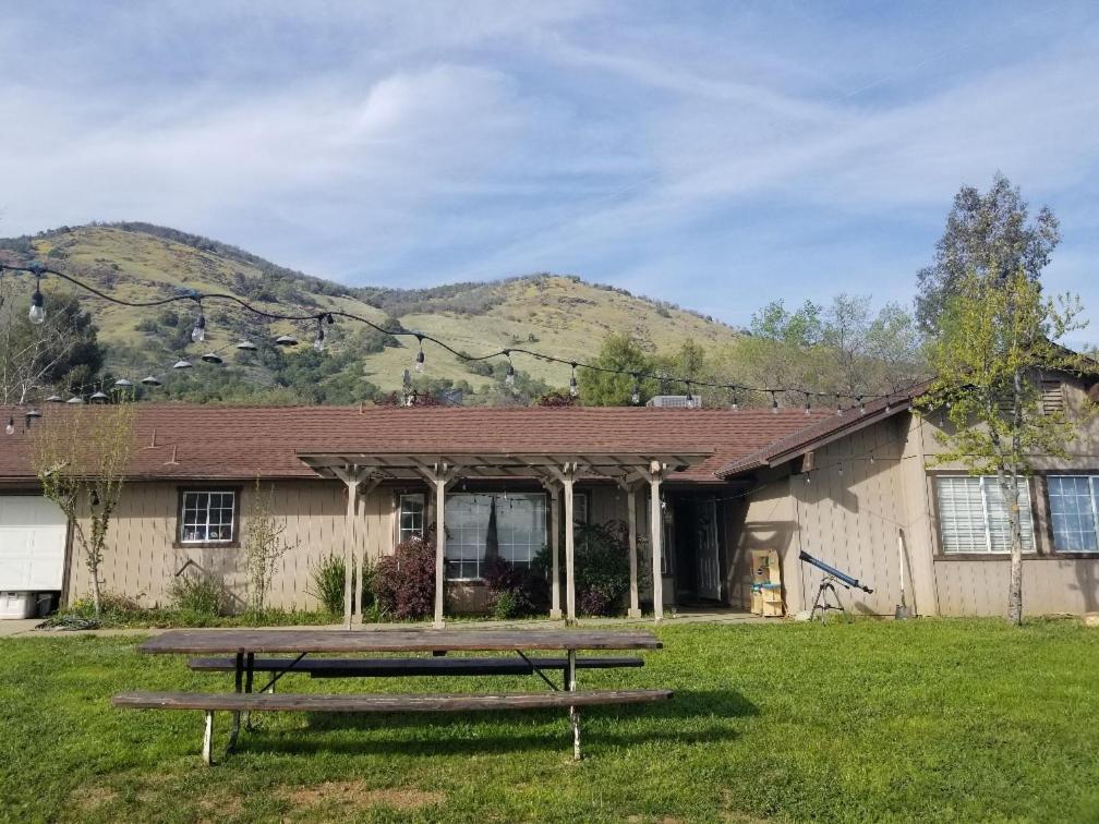 St. Anna'S House ξενώνας Yokuts Valley  Εξωτερικό φωτογραφία